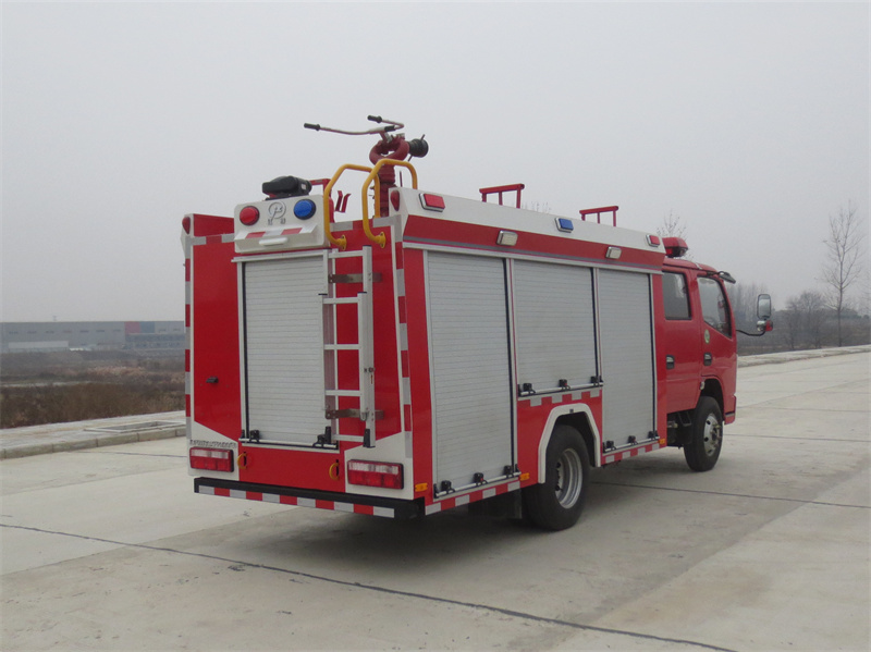 東風(fēng)多利卡消防車(2.5噸)圖片